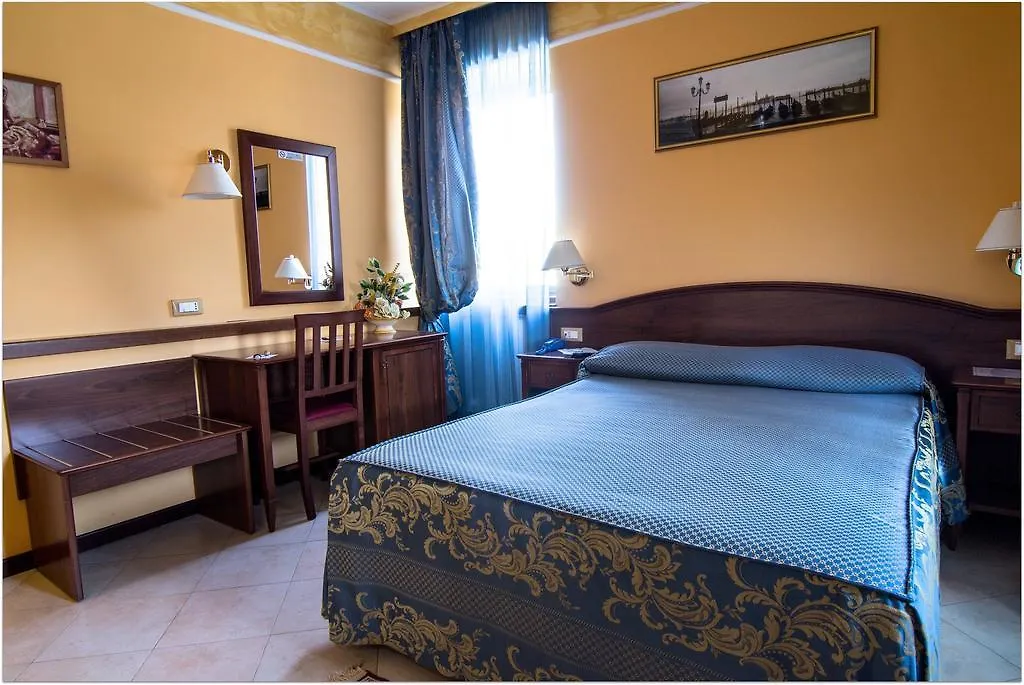 B&B Degli Amici Ciampino Bed & Breakfast